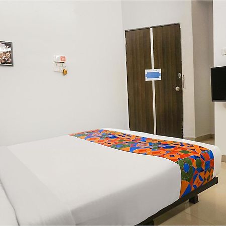 Fabhotel Aura Homes - Nr Khandoba Mandir Pimpri-Chinchwad Esterno foto