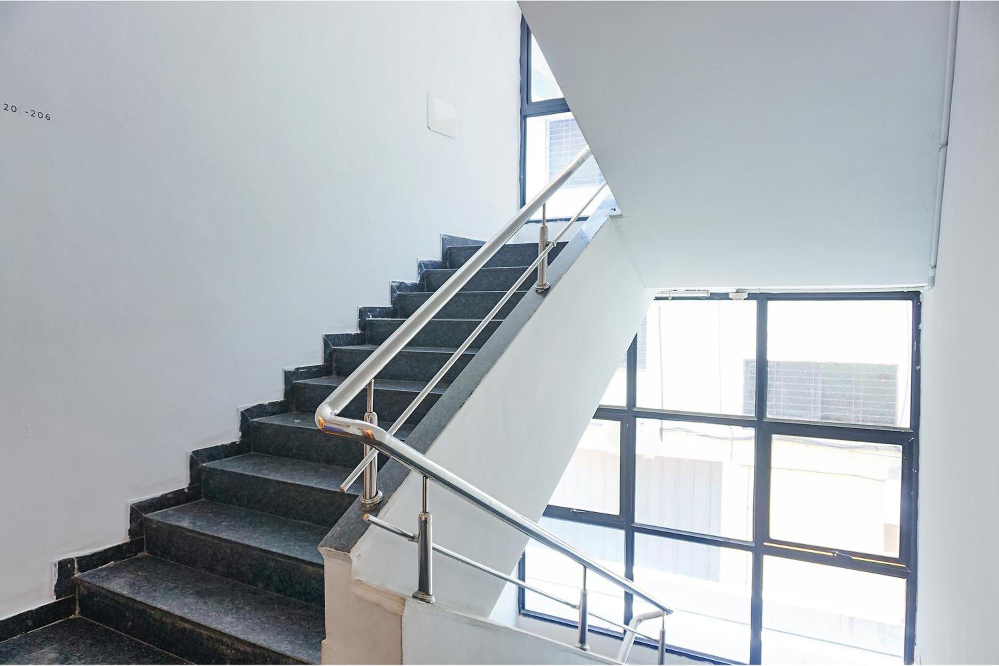 Fabhotel Aura Homes - Nr Khandoba Mandir Pimpri-Chinchwad Esterno foto