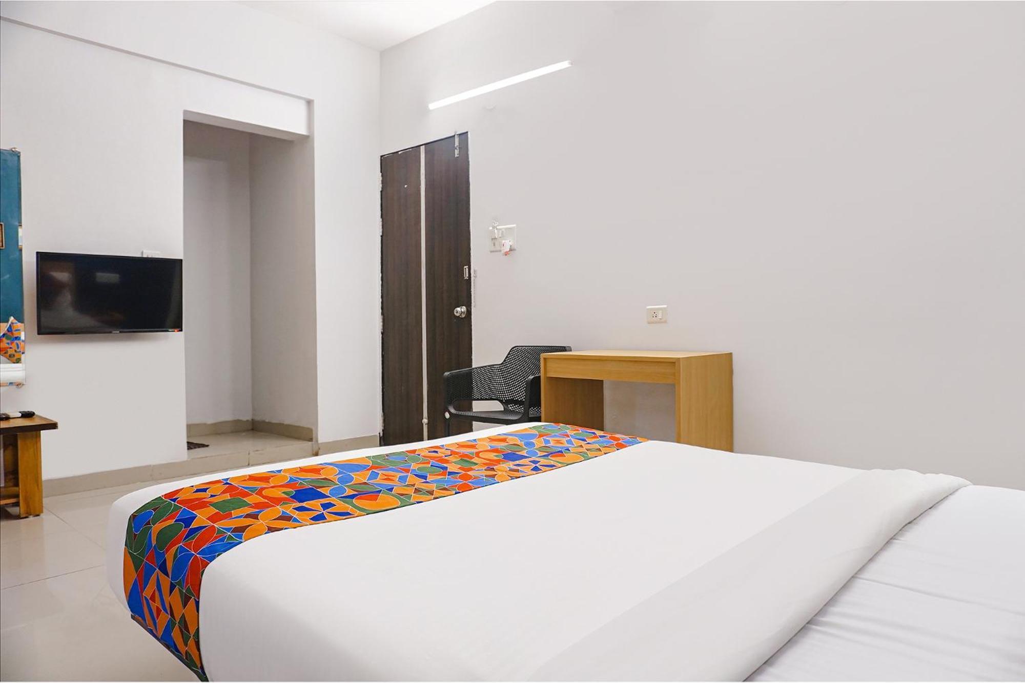 Fabhotel Aura Homes - Nr Khandoba Mandir Pimpri-Chinchwad Esterno foto